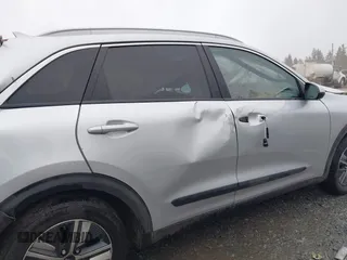 2021 Kia Niro LX with VIN KNDCB3LC0M5471220, listed as a IAAI auction lot 41552830 with 55,688 mi miles. Bid and sale history available at carsss.com. Image 14.