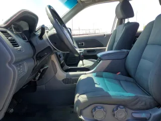 2007 Honda Pilot LX with VIN 5FNYF281X7B012081, listed as a Copart auction lot 52637735 with 142,729 mi miles and Salvage Title. Bid and sale history available at carsss.com. Image 7.