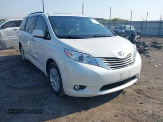 2017 Toyota Sienna XLE Auto Access Seat with VIN 5TDYZ3DC0HS873190, listed as a IAAI auction lot 41977914 with 114,715 mi miles. Bid and sale history available at carsss.com. Image 1.