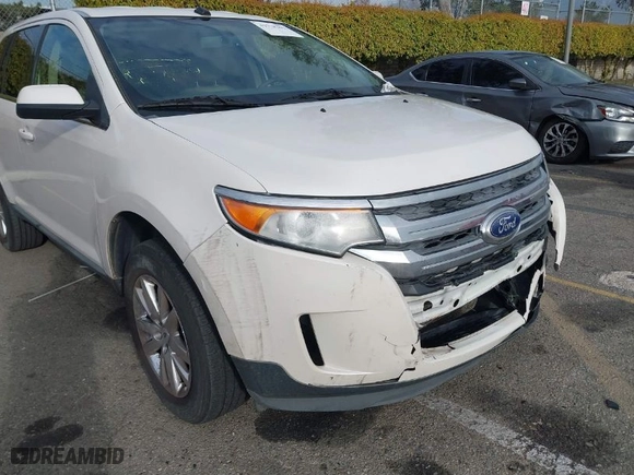 2014 Ford Edge Limited with VIN 2FMDK3KC7EBA39044, listed as a IAAI auction lot 41778302 with 210,475 mi miles. Bid and sale history available at carsss.com. Image 6.