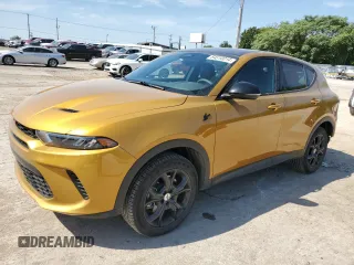 2024 Dodge Hornet GT Plus with VIN ZACNDFBN3R3A11207, listed as a Copart auction lot 64510014 with 8,699 mi miles and Salvage title. Bid and sale history available at DreamBid. Image 1.