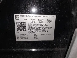 2024 GMC Terrain SLT z VIN 3GKALVEGXRL338413, wystawiony jako IAAI lot #42592625 z przebiegiem 31 104 mil mil oraz . Historia ofert i sprzedaży dostępna na DreamBid. Obrazek 9.