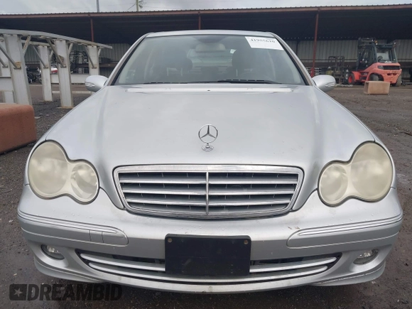 2007 Mercedes-Benz C 280 Luxury with VIN WDBRF92HX7F893720, listed as a IAAI auction lot 41955610 with 156,510 mi miles and . Bid and sale history available at DreamBid. Image 6.