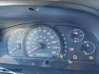 2005 Toyota Tundra SR5 with VIN 5TBDT44145S467440, listed as a IAAI auction lot 40843834 with 251,958 mi miles. Bid and sale history available at carsss.com. Image 7.