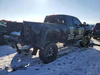 2007 GMC Sierra 2500HD SLT z VIN 1GTHK29647E522613, wystawiony jako Copart lot #42806305 z przebiegiem 253 385 mil mil oraz Szkoda całkowita • Salvage title. Historia ofert i sprzedaży dostępna na DreamBid. Obrazek 3.