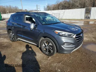 2018 Hyundai Tucson Value with VIN KM8J33A26JU620743, listed as a Copart auction lot 85542644 with 117,449 mi miles and Salvage Title. Bid and sale history available at carsss.com. Image 4.