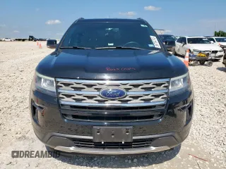 2018 Ford Explorer XLT z VIN 1FM5K7D88JGB07875, wystawiony jako Copart lot #56754745 z przebiegiem 85 422 mil mil oraz Szkoda całkowita • Salvage title. Historia ofert i sprzedaży dostępna na DreamBid. Obrazek 5.