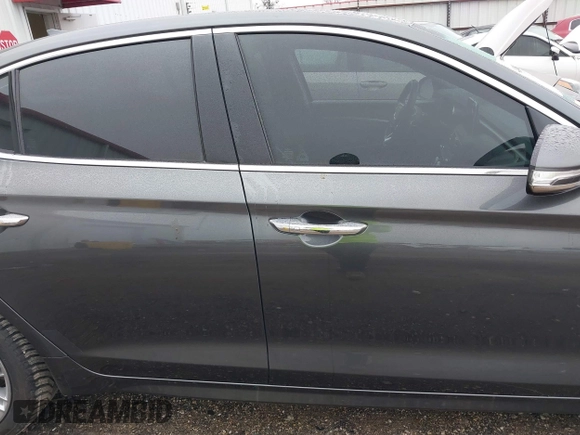 2021 Genesis G70 2.0T with VIN KMTG64LA3MU075557, listed as a IAAI auction lot 41484410 with 52,740 mi miles and . Bid and sale history available at DreamBid. Image 14.