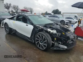 2017 BMW i8 z VIN WBY2Z2C39HV676797, wystawiony jako Copart lot #87025394 z przebiegiem 51 543 mil mil oraz Szkoda całkowita • Salvage title. Historia ofert i sprzedaży dostępna na DreamBid. Obrazek 4.