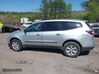2015 Chevrolet Traverse LS with VIN 1GNKRFKD3FJ278483, listed as a IAAI auction lot 42007507 with 147,938 mi miles. Bid and sale history available at carsss.com. Image 14.