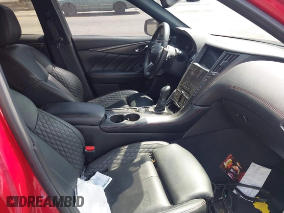 2022 Infiniti Q50 Red Sport 400 with VIN JN1FV7DP0NM370170, listed as a IAAI auction lot 41879005 with 29,272 mi miles and . Bid and sale history available at DreamBid. Image 5.