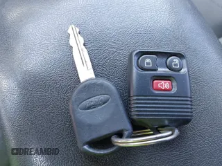 2005 Ford Explorer Sport Trac XLS с VIN 1FMZU67K05UA13302, выставлен на аукционе IAAI как лот 42507293 с пробегом 166 641 миль миль и . История ставок и продаж доступна на DreamBid. Изображение 11.