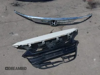 2019 Honda Accord с VIN 1HGCV3F19KA019919, выставлен на аукционе IAAI как лот 42474916 с пробегом 100 966 миль миль и . История ставок и продаж доступна на DreamBid. Изображение 12.