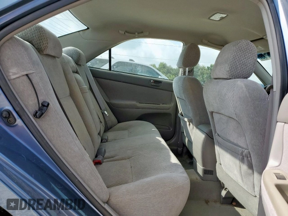 2004 Toyota Camry LE z VIN 4T1BE32K24U855206, wystawiony jako Copart lot #57270895 z przebiegiem 62 727 mil mil oraz Szkoda całkowita • Salvage title. Historia ofert i sprzedaży dostępna na DreamBid. Obrazek 10.