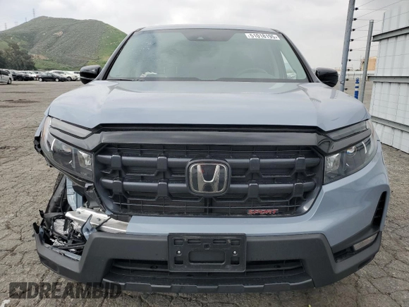 2025 Honda Ridgeline Sport z VIN 5FPYK3F12SB012144, wystawiony jako Copart lot #51018195 z przebiegiem 4 871 mil mil oraz Szkoda całkowita • Salvage title. Historia ofert i sprzedaży dostępna na DreamBid. Obrazek 5.