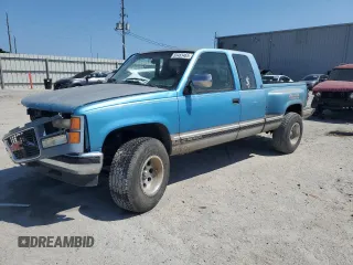 1994 GMC Sierra 1500 z VIN 2GTEK19K7R1586627, wystawiony jako Copart lot #50483465 z przebiegiem 257 406 mil mil oraz Szkody całkowita. Historia ofert i sprzedaży dostępna na DreamBid. Obrazek 1.