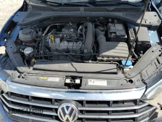 2020 Volkswagen Jetta S z VIN 3VWCB7BU4LM030441, wystawiony jako Copart lot #60974605 z przebiegiem 73 223 mil mil oraz Czysty tytuł • Clean title. Historia ofert i sprzedaży dostępna na DreamBid. Obrazek 11.