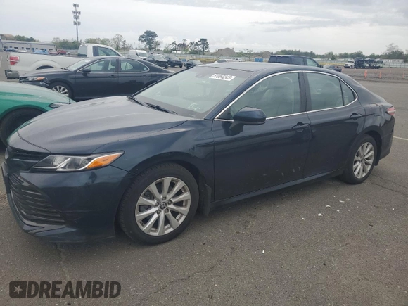 2018 Toyota Camry LE с VIN 4T1B11HK7JU643274, выставлен на аукционе Copart как лот 57064245 с пробегом 162 857 миль миль и Чистый • Clean title. История ставок и продаж доступна на DreamBid. Изображение 1.