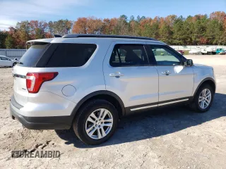 2018 Ford Explorer XLT with VIN 1FM5K8D8XJGA82886, listed as a Copart auction lot 82131564 with 184,975 mi miles and Salvage title. Bid and sale history available at DreamBid. Image 3.