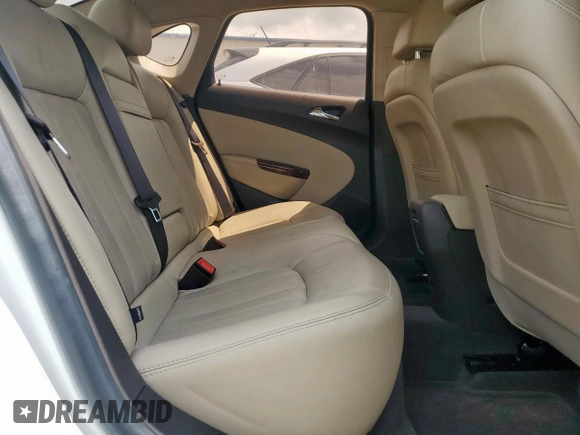 2013 Buick Verano Group z VIN 1G4PS5SK1D4233643, wystawiony jako Copart lot #54304015 z przebiegiem 103 566 mil mil oraz Czysty tytuł • Clean title. Historia ofert i sprzedaży dostępna na DreamBid. Obrazek 10.