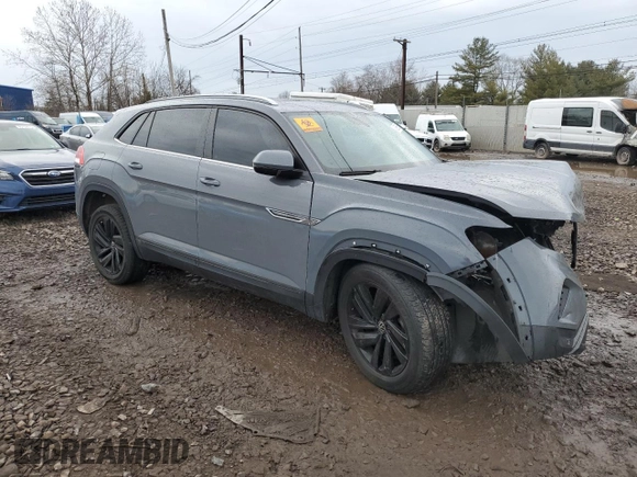 2022 Volkswagen Atlas SE z VIN 1V2KE2CA4NC203892, wystawiony jako Copart lot #46298655 z przebiegiem 39 820 mil mil oraz Szkody całkowita. Historia ofert i sprzedaży dostępna na DreamBid. Obrazek 4.
