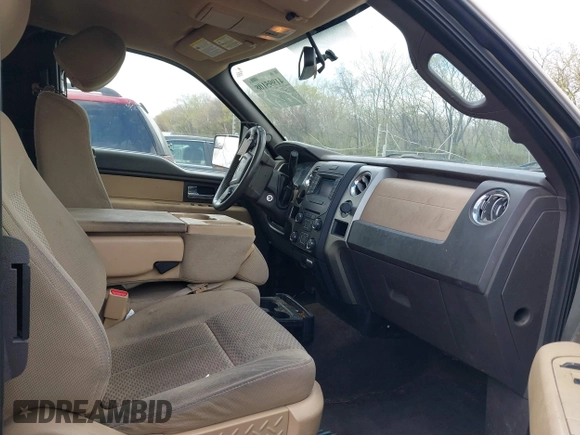 2013 Ford F-150 XL with VIN 1FTEX1CM2DFA94729, listed as a IAAI auction lot 41995108 with 283,724 mi miles. Bid and sale history available at carsss.com. Image 5.