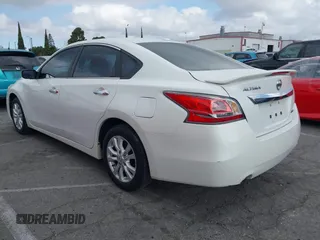 2014 Nissan Altima SV with VIN 1N4AL3AP9EN232475, listed as a IAAI auction lot 42136961 with 86,720 mi miles and . Bid and sale history available at DreamBid. Image 3.