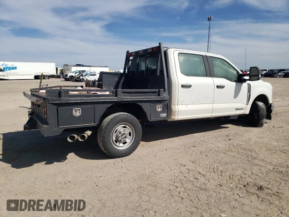 2023 Ford F-250 XL with VIN 1FT7W2BT8PEC30883, listed as a Copart auction lot 50710665 with 47,949 mi miles and Salvage Title. Bid and sale history available at DreamBid. Image 3.