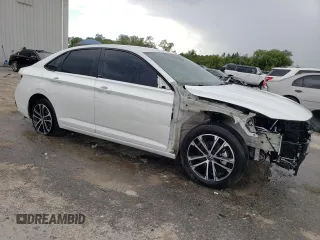 2024 Volkswagen Jetta Sport z VIN 3VWBM7BU5RM064239, wystawiony jako Copart lot #56645935 z przebiegiem 25 067 mil mil oraz Nie do naprawy • Non repairable. Historia ofert i sprzedaży dostępna na DreamBid. Obrazek 4.