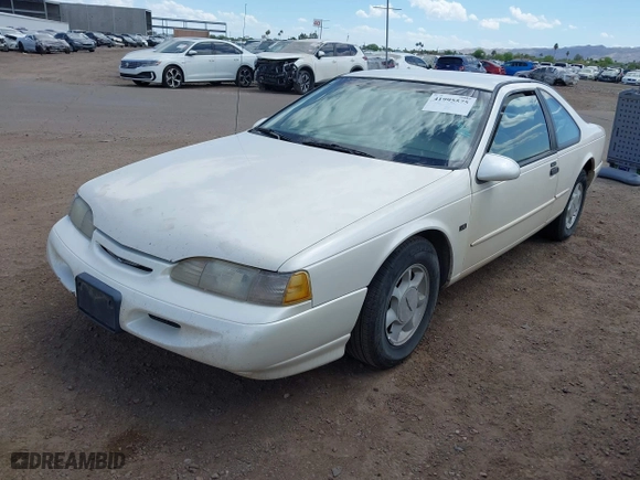 1995 Ford Thunderbird LX with VIN 1FALP62W1SH168074, listed as a IAAI auction lot 41995575 with 232,742 mi miles. Bid and sale history available at carsss.com. Image 2.