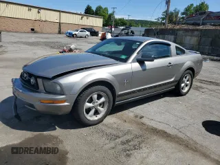 2008 Ford Mustang Deluxe with VIN 1ZVHT80N785198334, listed as a Copart auction lot 65390225 with 171,354 mi miles and Salvage title. Bid and sale history available at DreamBid. Image 1.