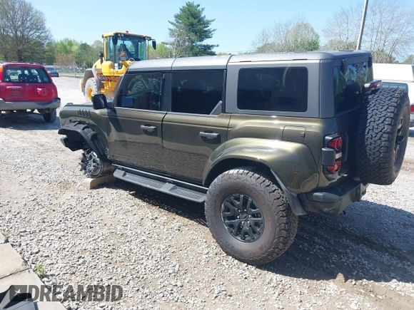 2024 Ford Bronco Raptor z VIN 1FMEE0RR4RLA01295, wystawiony jako IAAI lot #41971950 z przebiegiem 8 246 mil mil oraz . Historia ofert i sprzedaży dostępna na DreamBid. Obrazek 3.