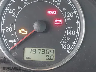 2003 Volkswagen Passat GLS with VIN WVWVD63B53E166063, listed as a IAAI auction lot 41482200 with 197,309 mi miles. Bid and sale history available at carsss.com. Image 15.