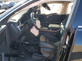2019 Audi Q8 Prestige z VIN WA1CVAF14KD017958, wystawiony jako Copart lot #57843655 z przebiegiem Nie podano mil oraz Szkody całkowita. Historia ofert i sprzedaży dostępna na DreamBid. Obrazek 7.