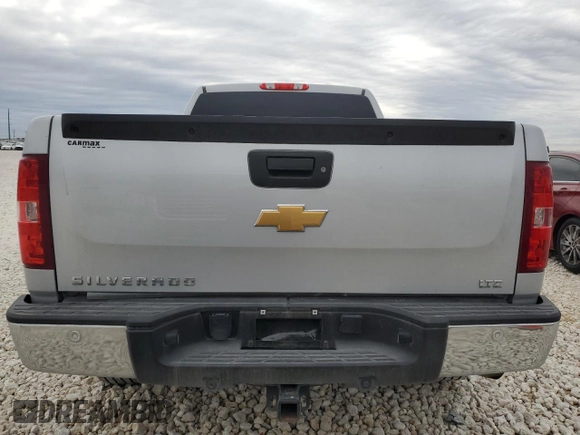 2013 Chevrolet Silverado 1500 LTZ with VIN 1GCRKTE70DZ239851, listed as a Copart auction lot 86792574 with 87,664 mi miles and Salvage Title. Bid and sale history available at DreamBid. Image 6.
