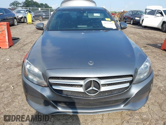 2018 Mercedes-Benz C 300 with VIN 55SWF4JB2JU248297, listed as a IAAI auction lot 42419602 with 88,047 mi miles and . Bid and sale history available at DreamBid. Image 12.