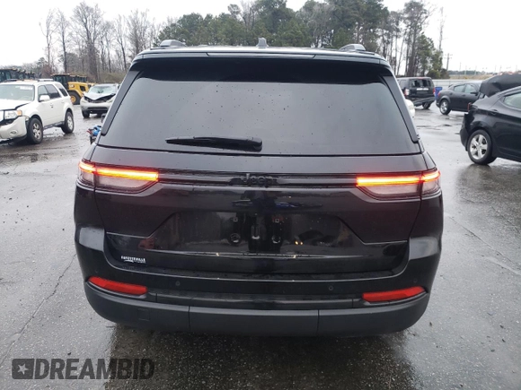 2023 Jeep Grand Cherokee Altitude z VIN 1C4RJGAG0PC629839, wystawiony jako Copart lot #41380015 z przebiegiem 19 540 mil mil oraz Szkoda całkowita • Salvage title. Historia ofert i sprzedaży dostępna na DreamBid. Obrazek 6.