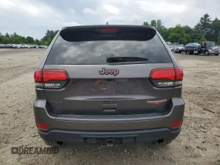 2018 Jeep Grand Cherokee Trailhawk with VIN 1C4RJFLG1JC264781, listed as a Copart auction lot 61524135 with 82,786 mi miles and Salvage title. Bid and sale history available at DreamBid. Image 6.