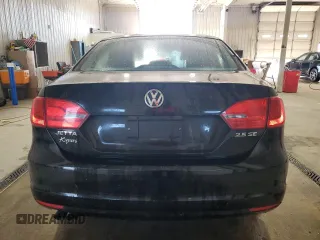 2013 Volkswagen Jetta SE with VIN 3VWDP7AJ1DM435252, listed as a Copart auction lot 57394895 with 174,993 mi miles and Salvage title. Bid and sale history available at DreamBid. Image 6.