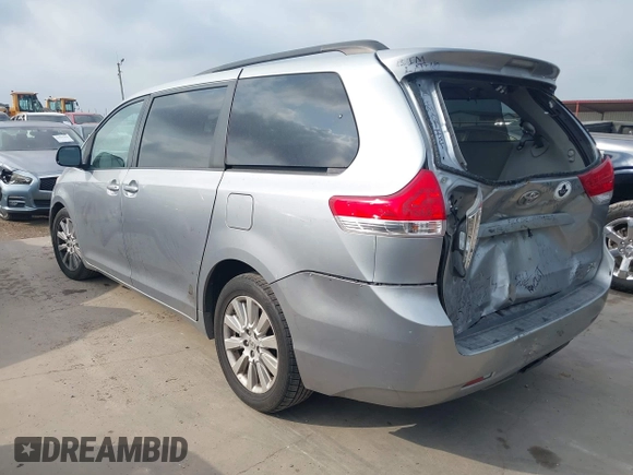 2011 Toyota Sienna XLE with VIN 5TDDK3DC0BS016250, listed as a IAAI auction lot 42156903 with 201,821 mi miles and . Bid and sale history available at DreamBid. Image 3.