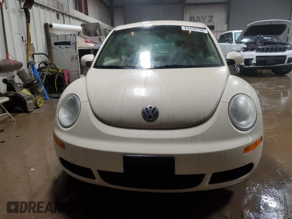 2007 Volkswagen New Beetle Coupe with VIN 3VWEW31C57M507897, listed as a Copart auction lot 85450794 with 48,152 mi miles and Salvage Title. Bid and sale history available at carsss.com. Image 5.