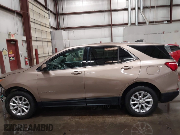 2018 Chevrolet Equinox LT with VIN 2GNAXSEV1J6248550, listed as a IAAI auction lot 41934781 with 76,560 mi miles and . Bid and sale history available at carsss.com. Image 14.