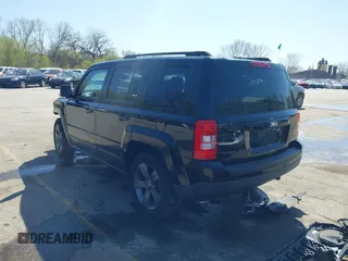 2014 Jeep Patriot Latitude with VIN 1C4NJPFA6ED928021, listed as a IAAI auction lot 41973268 with 73,456 mi miles and . Bid and sale history available at carsss.com. Image 3.