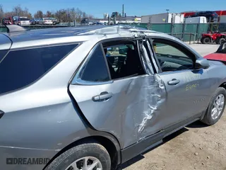 2024 Chevrolet Equinox LT with VIN 3GNAXTEG1RL271440, listed as a IAAI auction lot 41863055 with 20,746 mi miles. Bid and sale history available at carsss.com. Image 6.