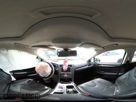 2020 Ford Fusion Titanium с VIN 3FA6P0D98LR151810, выставлен на аукционе IAAI как лот 42590902 с пробегом 76 624 миль миль и . История ставок и продаж доступна на DreamBid. Изображение 18.