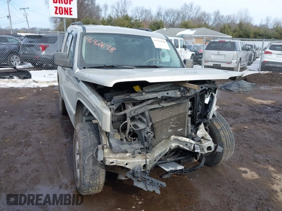 2009 Jeep Liberty Sport with VIN 1J8GN28K59W537290, listed as a IAAI auction lot 41642698 with 135,353 mi miles. Bid and sale history available at carsss.com. Image 1.