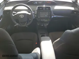 2020 Toyota Prius L Eco with VIN JTDKARFU5L3106788, listed as a Copart auction lot 49792965 with 132,977 mi miles and Non Repairable. Bid and sale history available at carsss.com. Image 8.