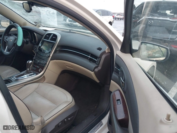 2013 Chevrolet Malibu LTZ with VIN 1G11J5SX7DF208901, listed as a IAAI auction lot 41187677 with 174,734 mi miles. Bid and sale history available at carsss.com. Image 5.