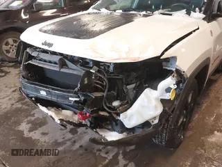 2018 Jeep Compass Trailhawk with VIN 3C4NJDDB2JT328269, listed as a IAAI auction lot 41597957 with 66,789 mi miles and . Bid and sale history available at carsss.com. Image 17.