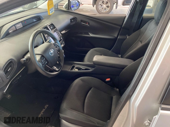 2020 Toyota Prius L Eco z VIN JTDKARFU2L3107977, wystawiony jako IAAI lot #42571708 z przebiegiem 204 781 mil mil oraz . Historia ofert i sprzedaży dostępna na DreamBid. Obrazek 15.